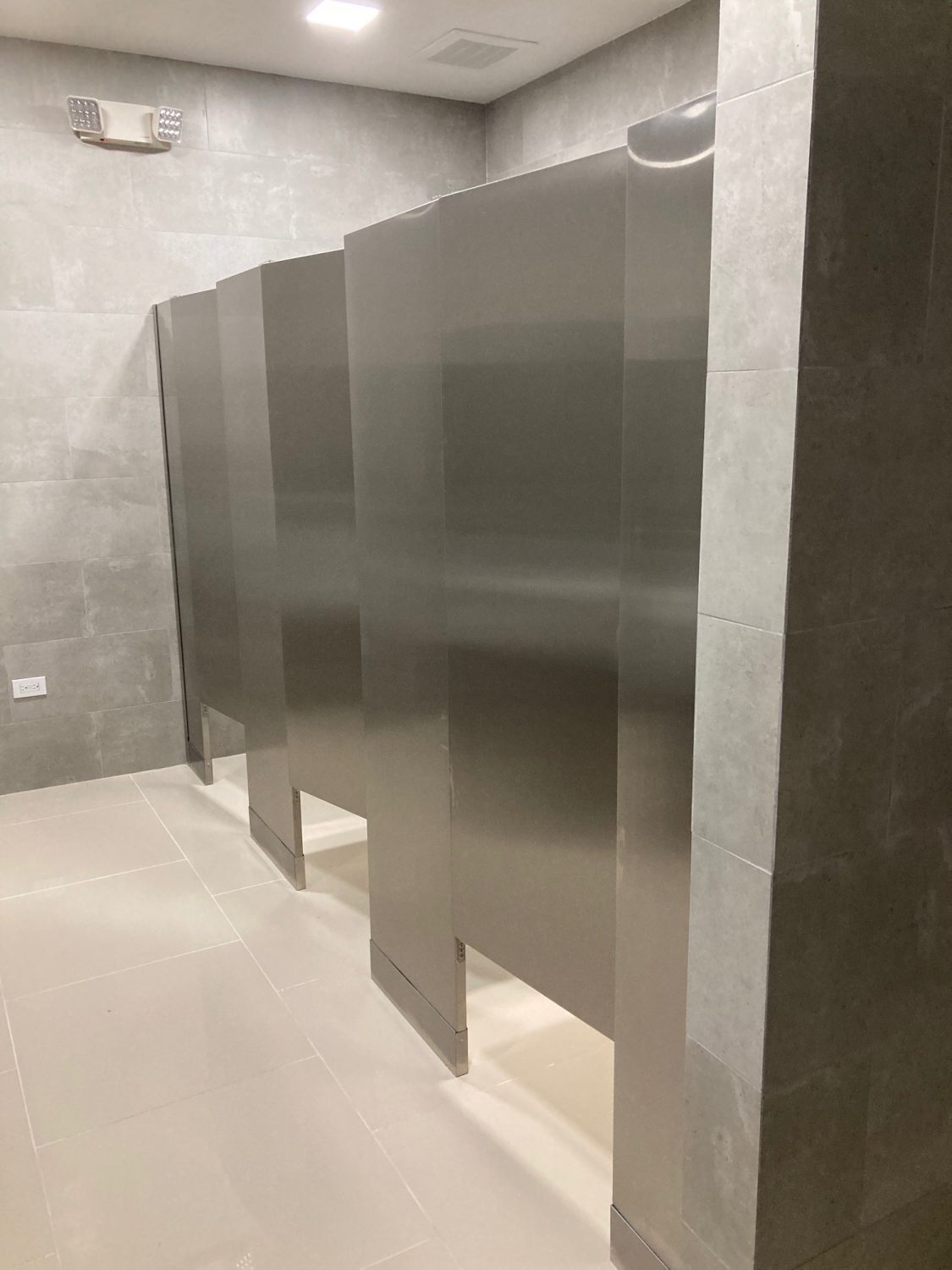 Fotos de Particiones de Baño y Accesorios de baños de acero inoxidable ...