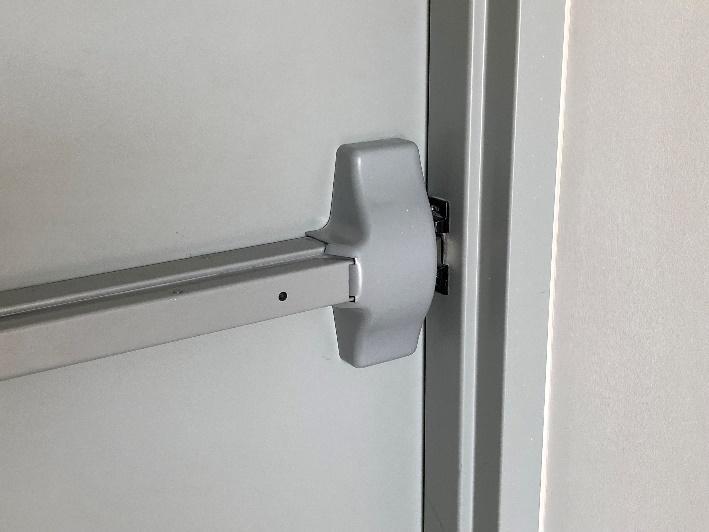 Barra Antipánico Tipo Rim para Puerta Metálica (Rim Panic Exit Device)